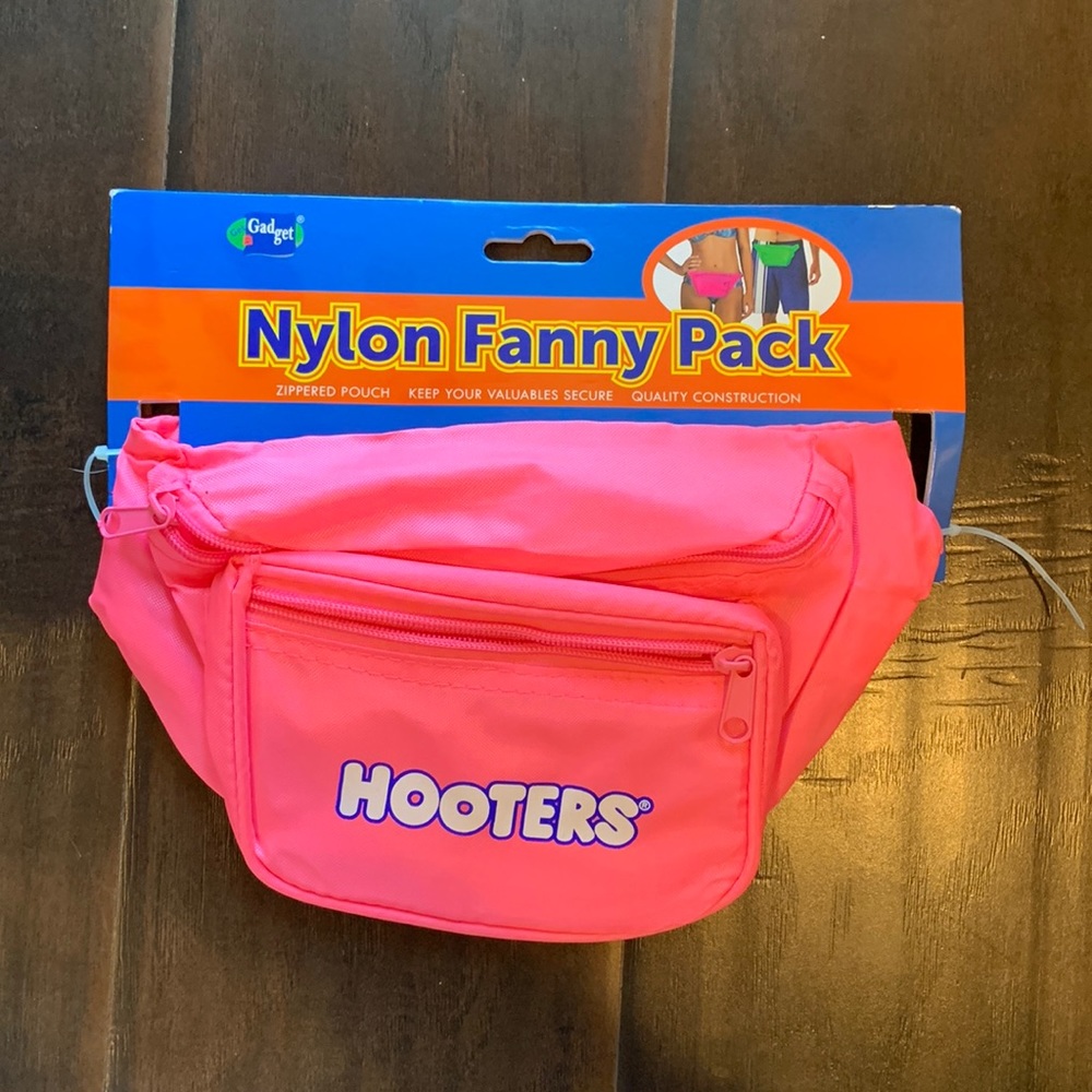Hooters Fanny pack